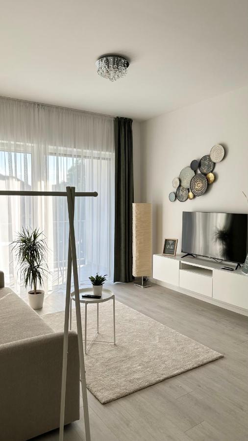 Linden Apartman 104 - Adults Only Mosonmagyarovar Ngoại thất bức ảnh