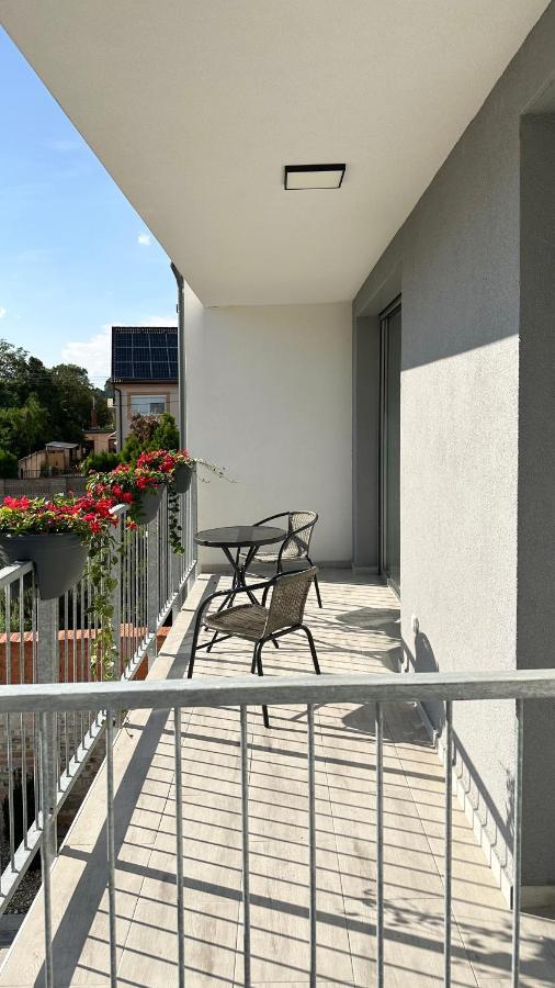 Linden Apartman 104 - Adults Only Mosonmagyarovar Ngoại thất bức ảnh