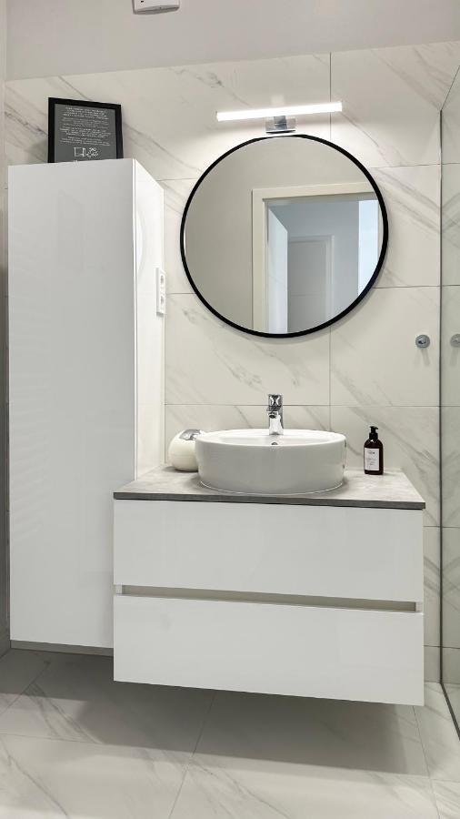 Linden Apartman 104 - Adults Only Mosonmagyarovar Ngoại thất bức ảnh